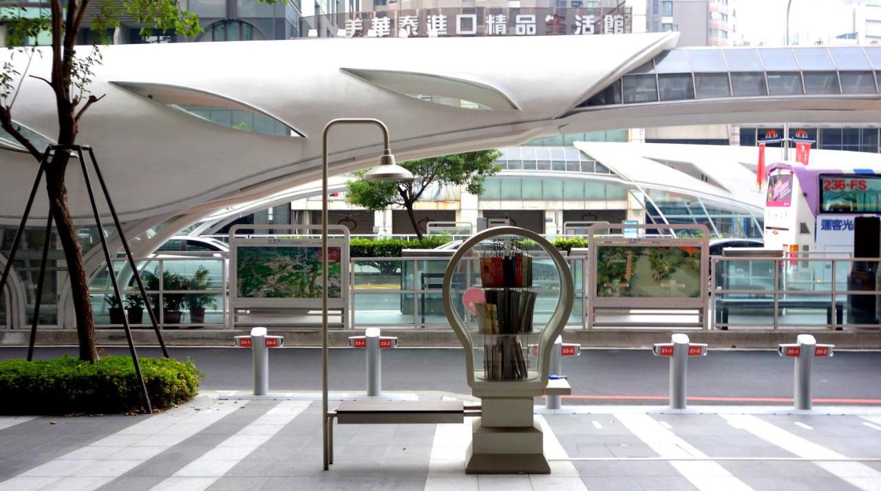 Corner Inn Taichung Buitenkant foto